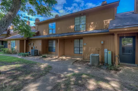 3241 Eastwood, Shreveport, LA 71105