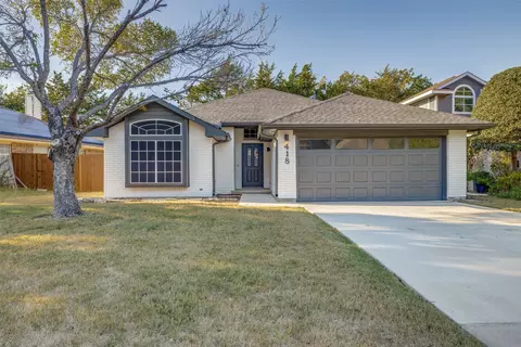 418 Windhurst Dr, Grand Prairie, TX 75052
