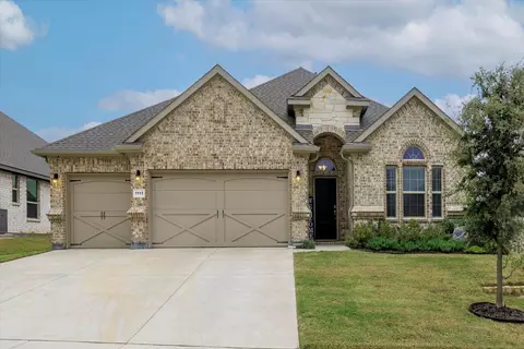 1111 Hikey Ln, Mansfield, TX 76063