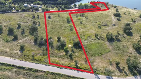 718 R C Luker Ct, Granbury, TX 76048