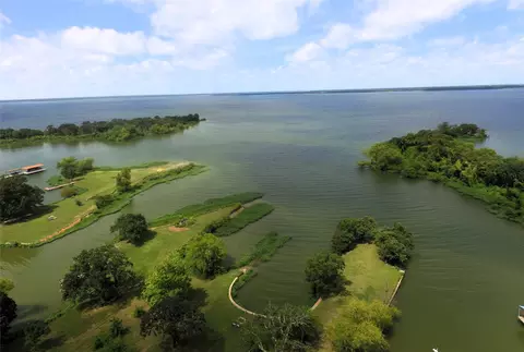 488 Briggs Blvd, East Tawakoni, TX 75472