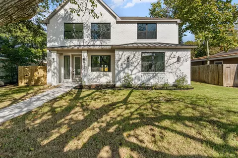 5804 Coleman St, Westworth Village, TX 76114