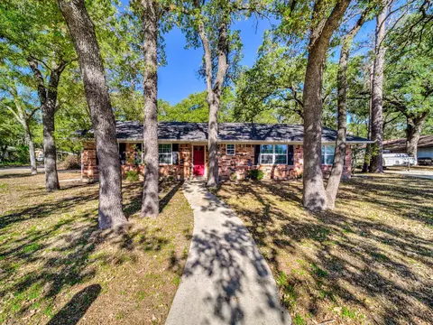149 Nottingham Cir, Bridgeport, TX 76426