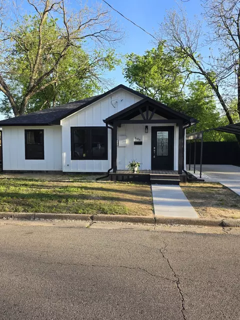 606 Ingram St, Sulphur Springs, TX 75482