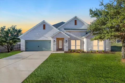 5011 Buffalo Ridge Trl, Sherman, TX 75092