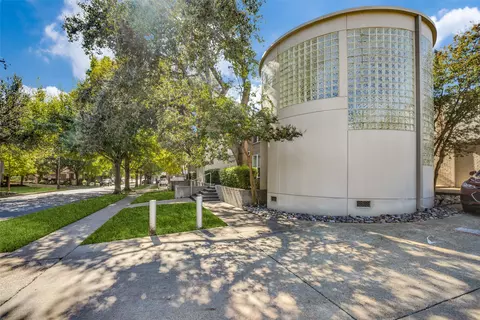 4231 Travis St #10, Dallas, TX 75205
