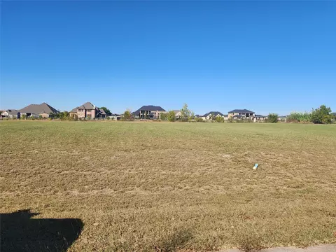 2912 Muirfield Ave, Grand Prairie, TX 75104