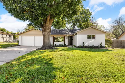 5221 Cockrell Ave, Fort Worth, TX 76133