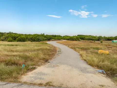 339 Lake Whitney Dr, Whitney, TX 76692