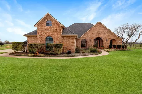 3120 W Alamosa Dr, Terrell, TX 75160
