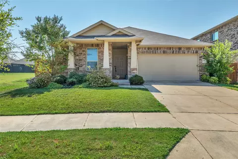 1994 Shale Ln, Heartland, TX 75126
