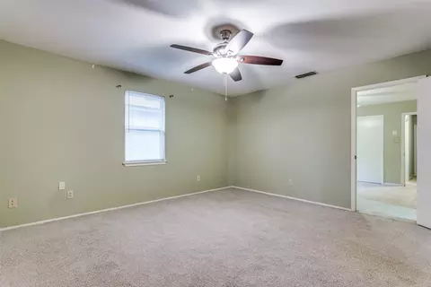 1422 Phillips St, Cleburne, TX 76033 photo 19