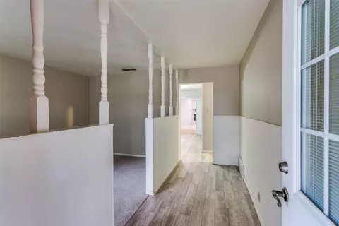 1422 Phillips St, Cleburne, TX 76033 photo 3