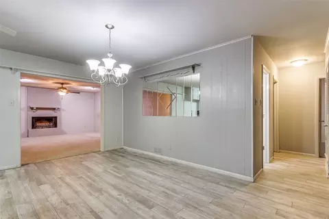 1422 Phillips St, Cleburne, TX 76033 photo 9