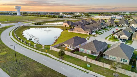 2802 Redbud Ln, Melissa, TX 75454