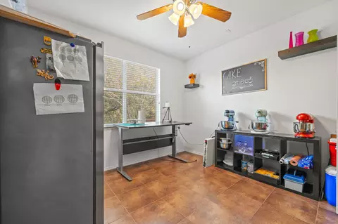 Kitchen - 7009 Riverchase Trl, Denton, TX 76210 photo 4 of 4
