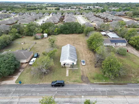 500 S College Dr, Keene, TX 76059