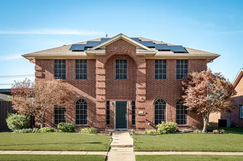 6909 Graham Dr, Rowlett, TX 75089