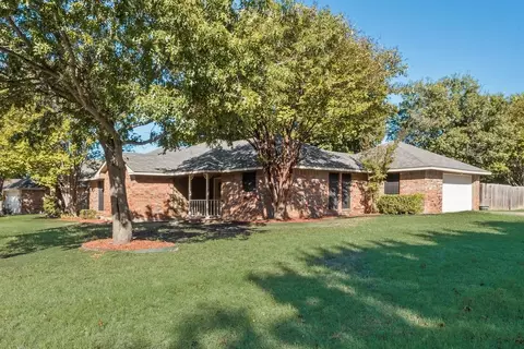 503 Canary Ln, Red Oak, TX 75154