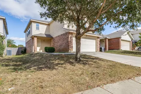 6605 Meadow Way Ln, Fort Worth, TX 76179