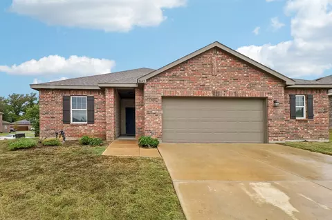 2649 Sagebrush Dr, Glenn Heights, TX 75154