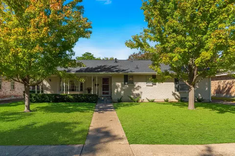 8439 Sweetwater Dr, Dallas, TX 75228