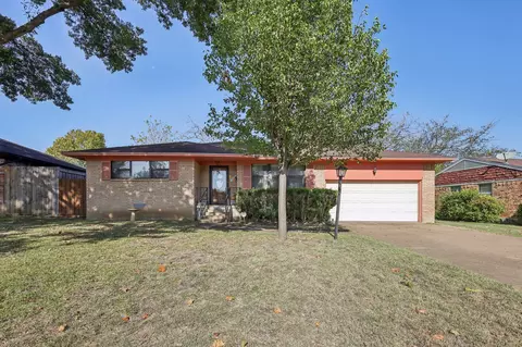 707 Walnut St, Duncanville, TX 75116