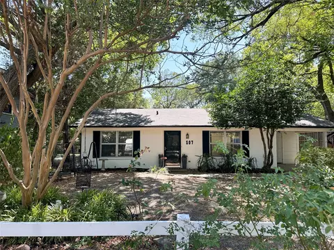 107 W Church St, Forney, TX 75126