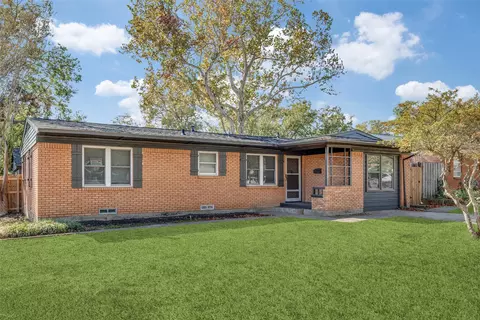 2722 Costa Mesa Dr, Dallas, TX 75228
