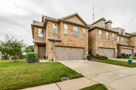 382 Teague Dr, Lewisville, TX 75067