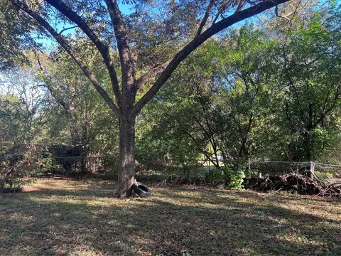 Exterior - 402 Johnson St, Terrell, TX 75160 photo 16 of 16