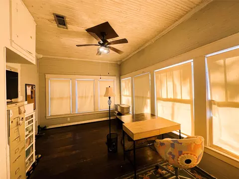 Exterior - 402 Johnson St, Terrell, TX 75160 photo 7 of 16