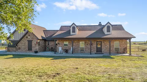 277 Prairie View Dr, Decatur, TX 76234