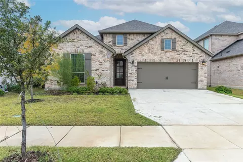4613 Expedition Dr, Oak Point, TX 75068