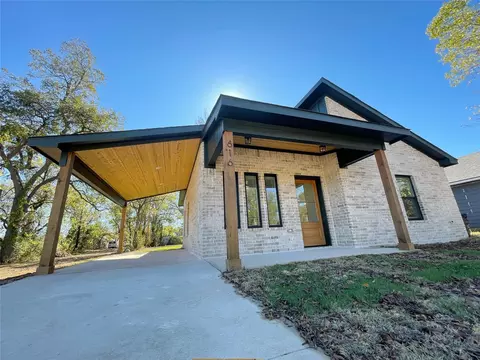616 W Bond St, Denison, TX 75020