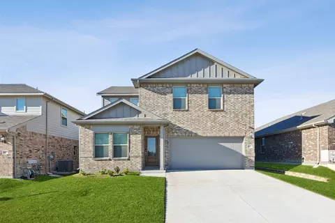 10541 Katalpa Dr, Fort Worth, TX 76179