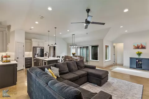4501 Ebbets Dr, Abilene, TX 79606 photo 6
