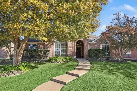 6920 N Emerald Coast Dr, Plano, TX 75074