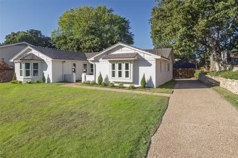 1905 Park Hill Dr, Arlington, TX 76012