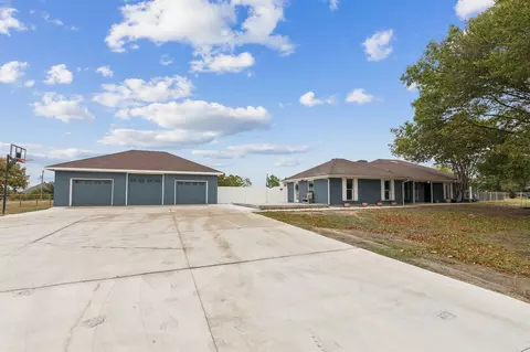 1000 Honeysuckle Ln, Lucas, TX 75002