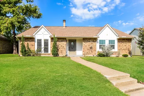 Exterior - 1505 Ector Cir, Mesquite, TX 75150 photo 2 of 3