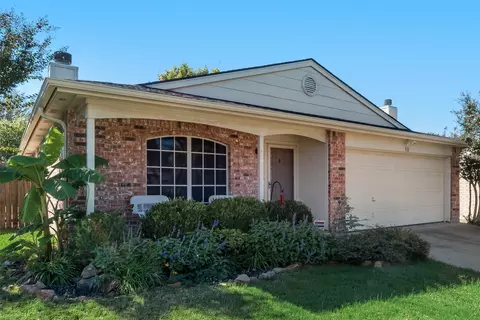518 Berryhill Dr, Mansfield, TX 76063