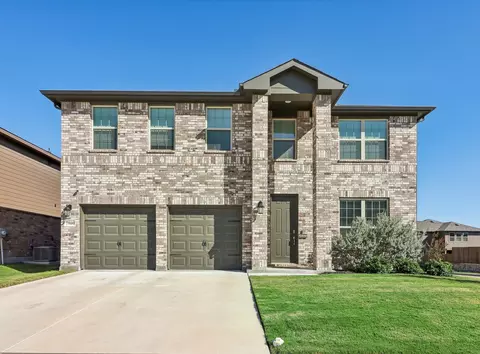 7900 Schooner Dr, Fort Worth, TX 76179