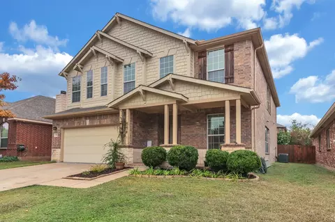 2317 Grand Rapids Dr, Fort Worth, TX 76177