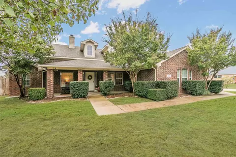 194 Portales Dr, Aledo, TX 76008