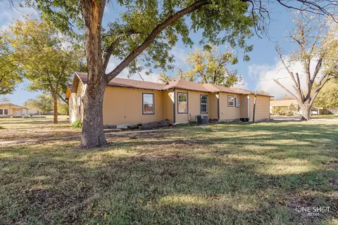Exterior - 206 N Ave D, Haskell, TX 79521 photo 5 of 5
