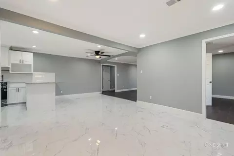 Entry Way - 206 N Ave D, Haskell, TX 79521 photo 2 of 2
