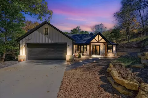 52 Idlewild Dr, Pottsboro, TX 75076