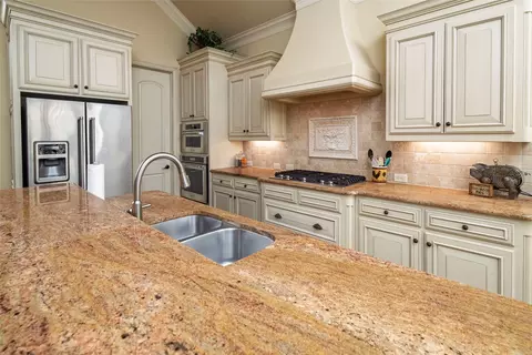 744 E Hill St, Keller, TX 76248 photo 19