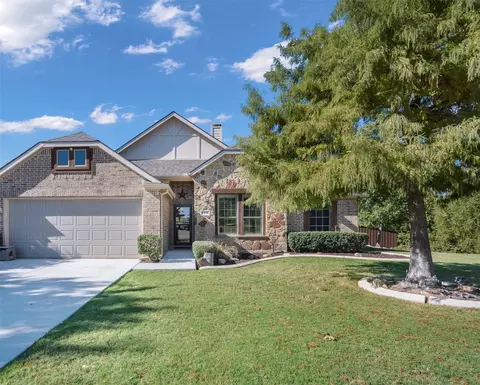 2936 Paint Horse Trl, Little Elm, TX 75068